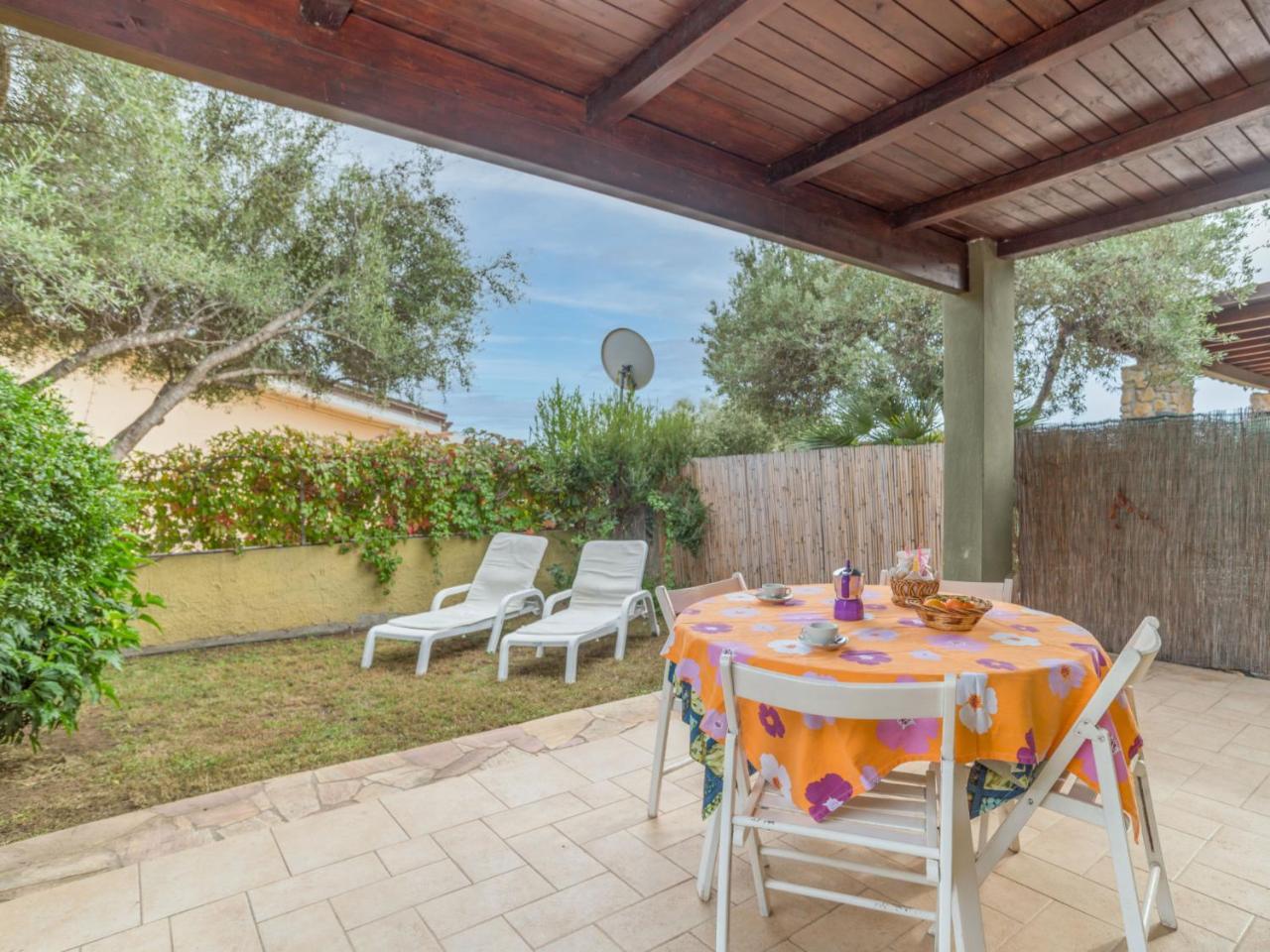 Holiday Home Valle Degli Oleandri - Rei185 by Interhome