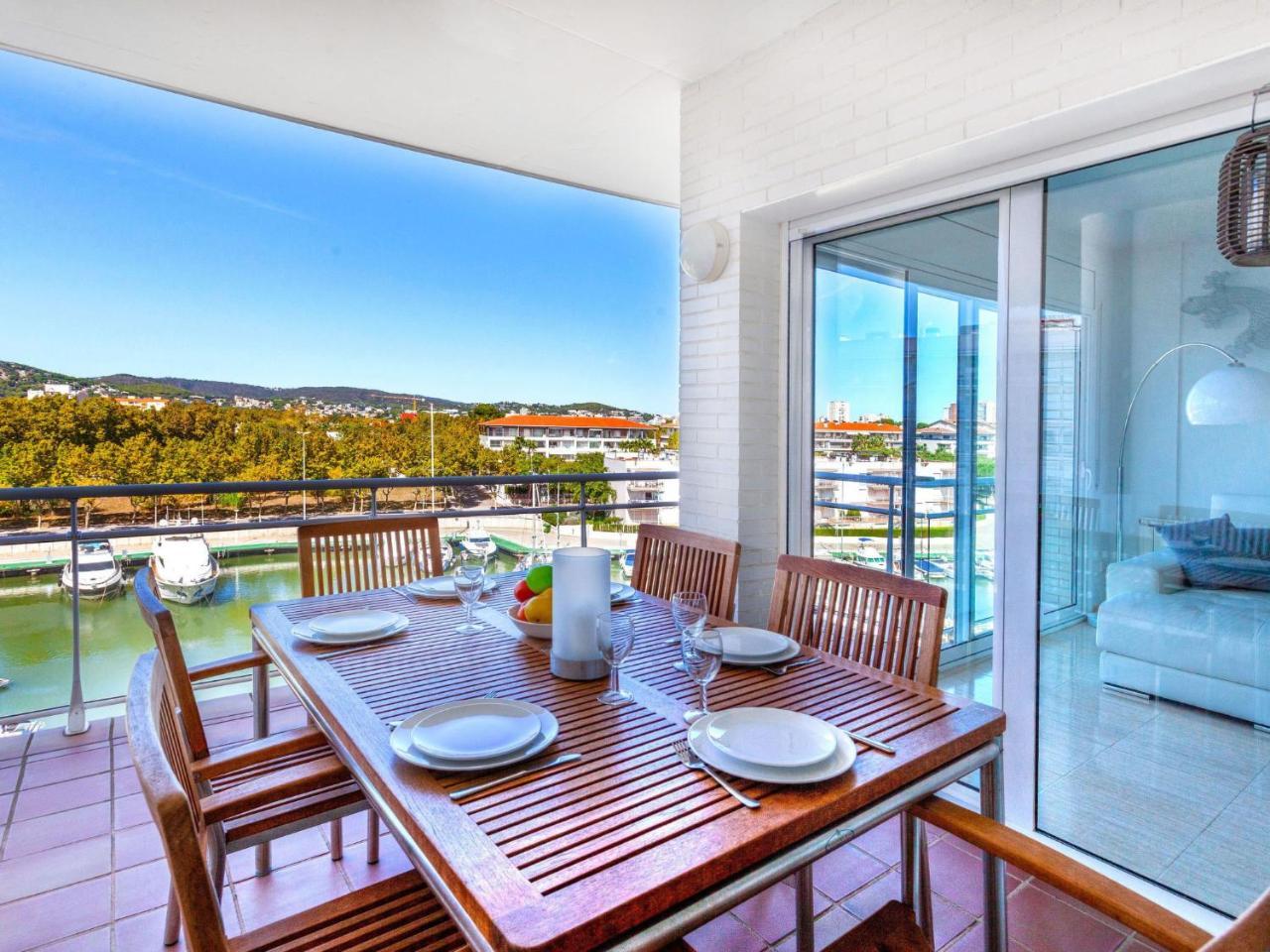 Apartment Punta Prima