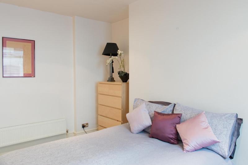 Large 2 Bedroom 2 Bathroom Apartment in Westminster 2