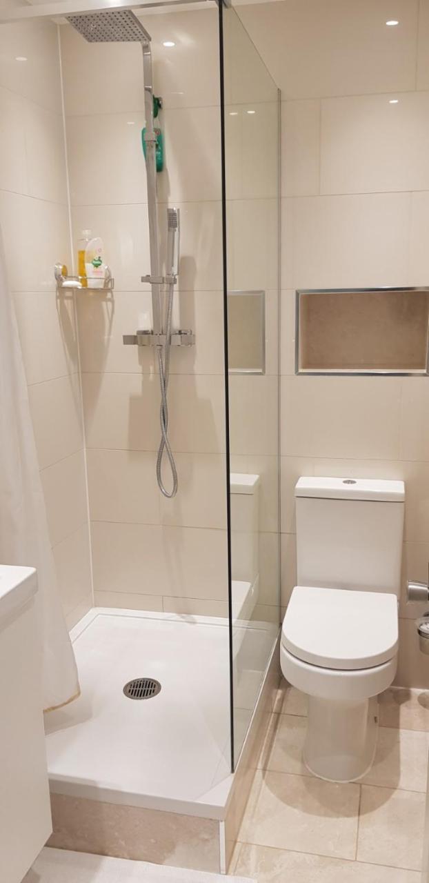 Luxury One Bed Apartment Next To Hyde Park 2