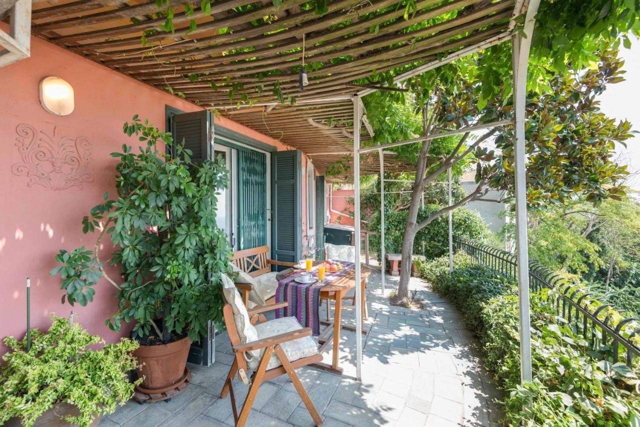 Ano Poli Stay with Private Terrace And View 2