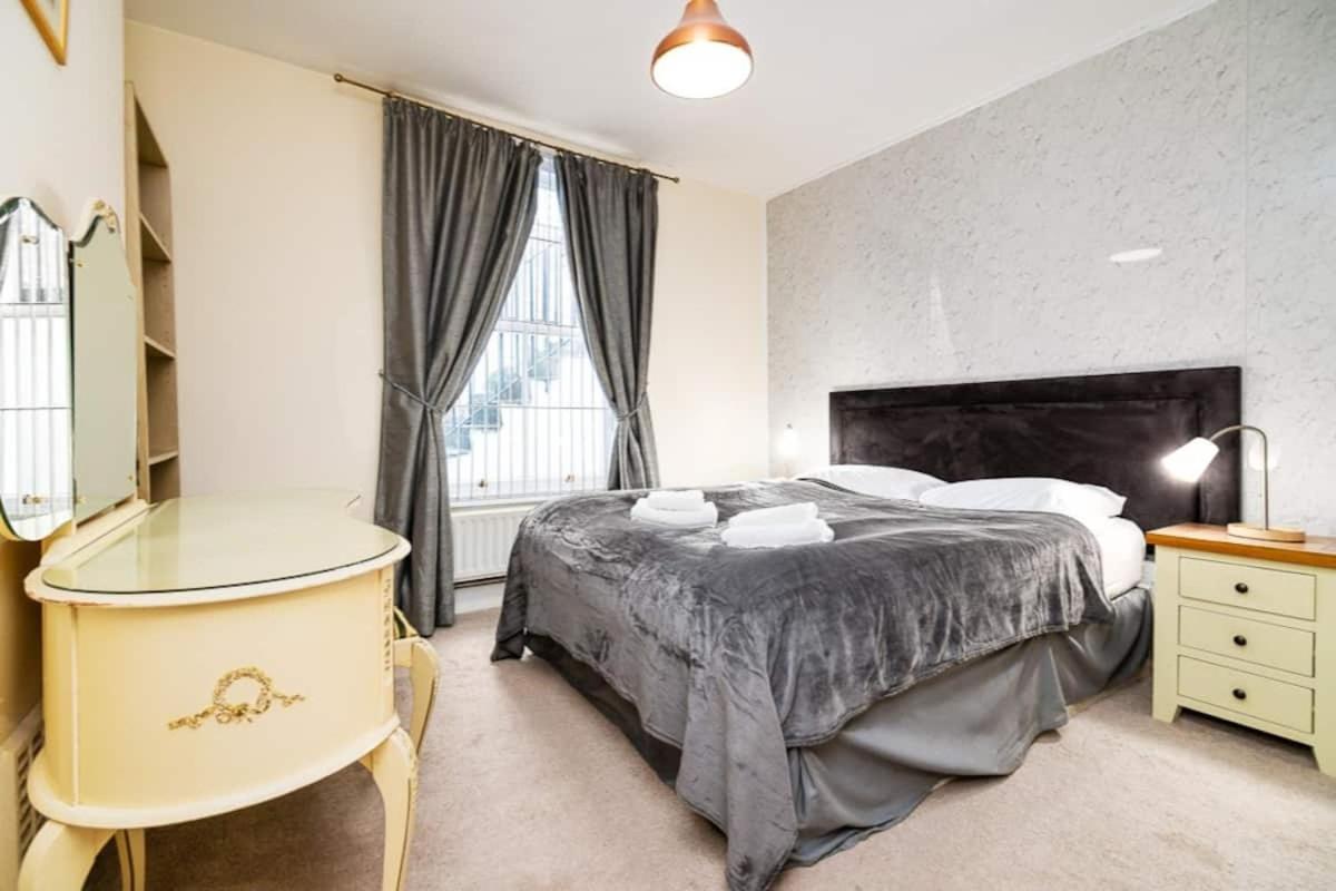 Beautiful 2 Bed Apartment 4 Mins To Hyde Park Ldn! 2