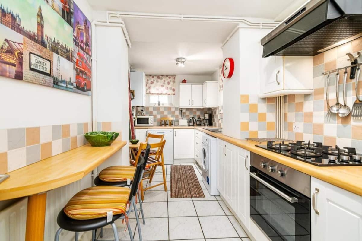 Beautiful 2 Bed Apartment 4 Mins To Hyde Park Ldn! 1