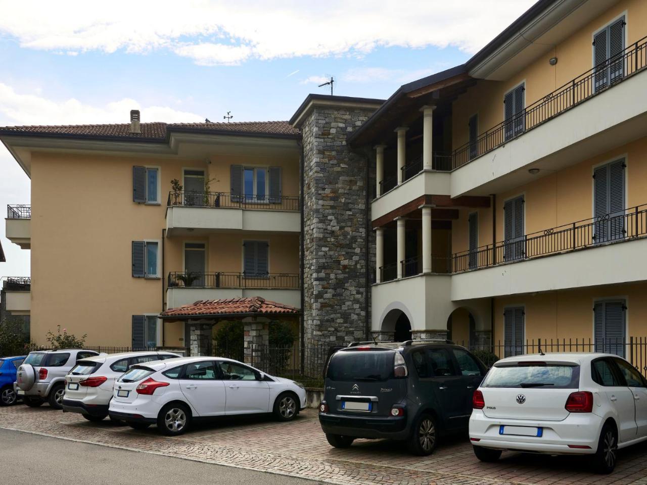 Apartment Isabella by Interhome 1