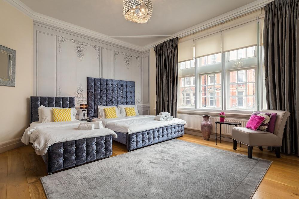 5-Bedroom Next To Selfridges 1