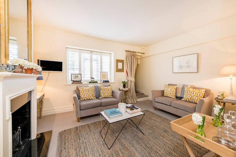 Delightful 2 Bed in Notting Hill - Near the Tube