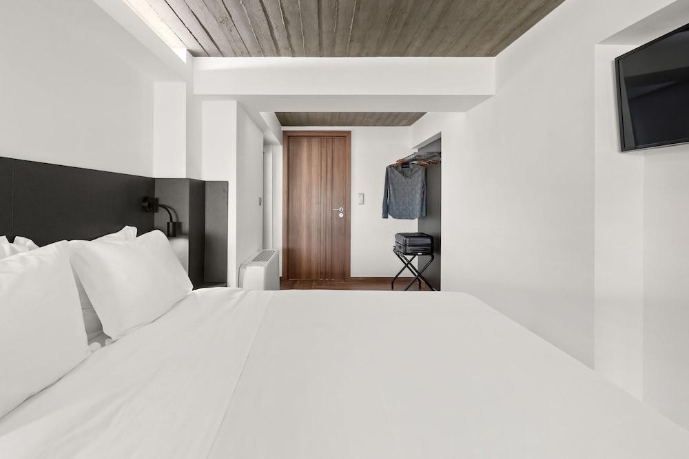 Athenian View Loft