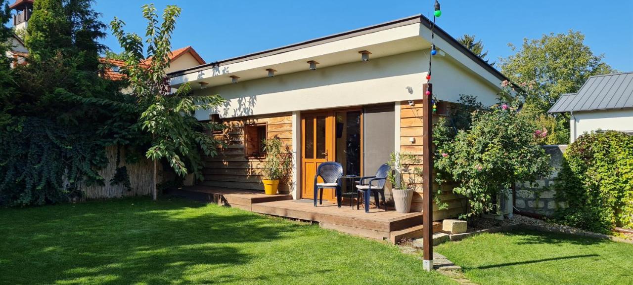 B48 Woodhause
