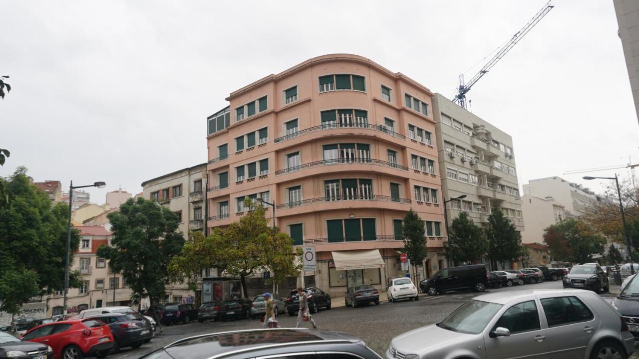Avenida Great Apartment 1