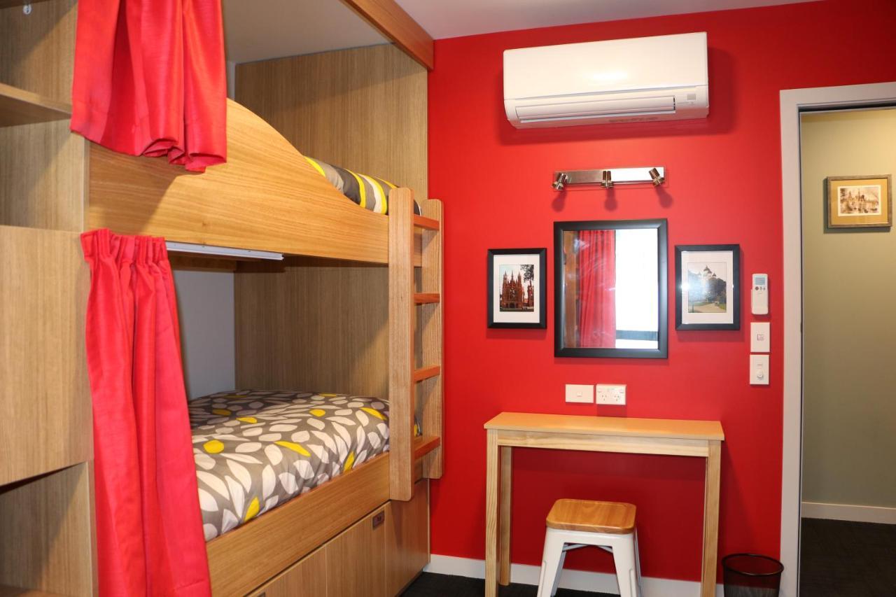 Adventure Q2 Hostel