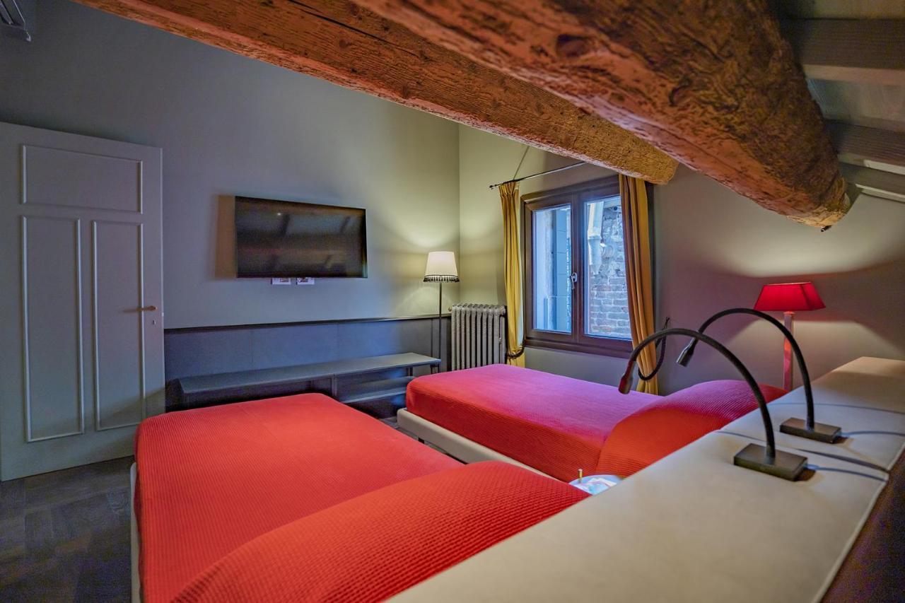 Corte Rubbi 10 Luxury Three-Bedroom Apartment -Dimora Italia -
