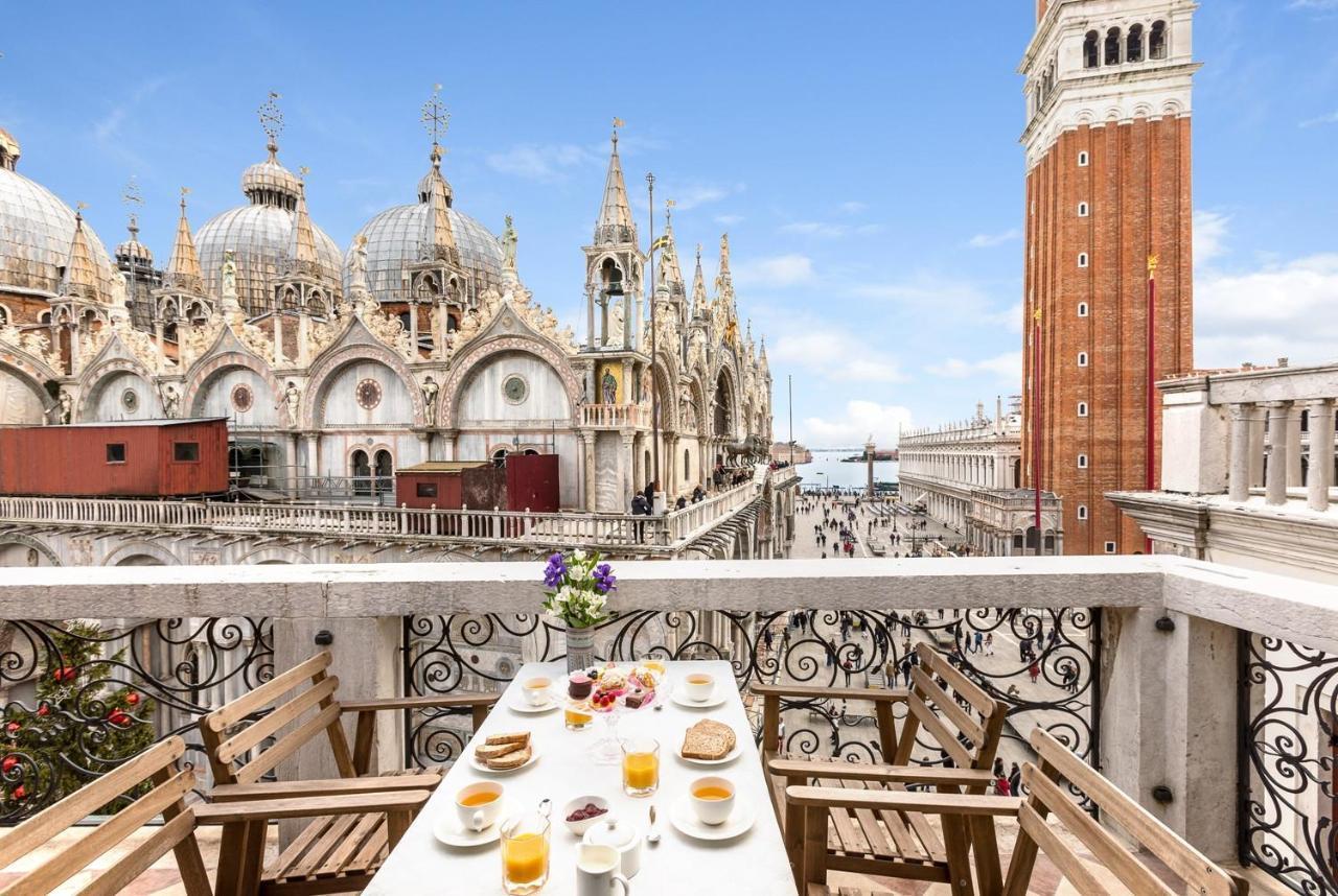 Due Leoni Terrace in St Mark's Square