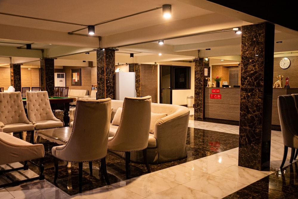 Anandpura Riverside Hotel 2