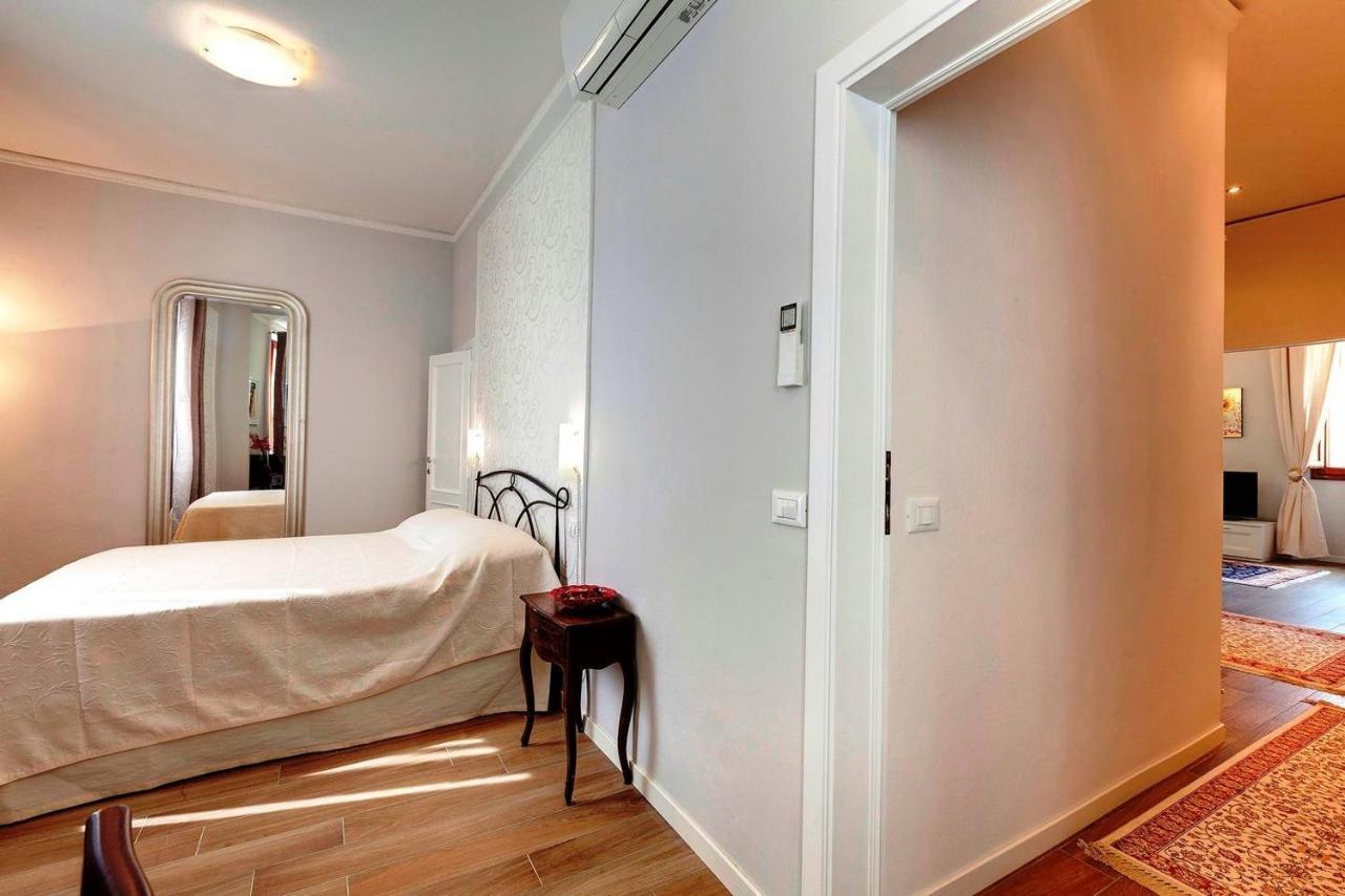 Lilium Elegant Apartment 1