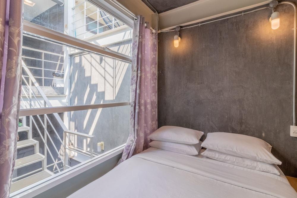 Onthebed Hostel (Adults only)
