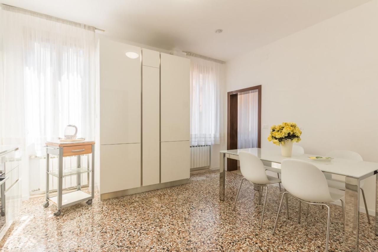 Dolcevita Apartments N. 496 2