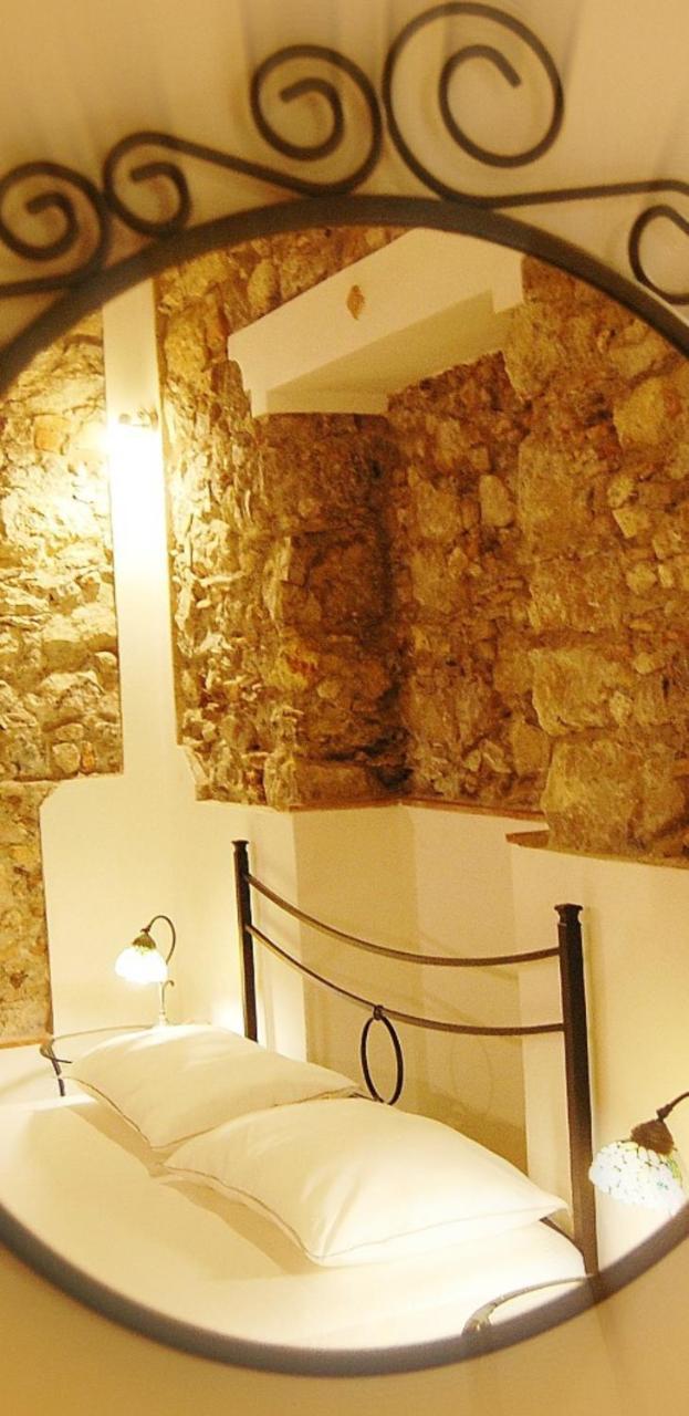 Incantevole E Storico Appartamento in Pieno Centro 1