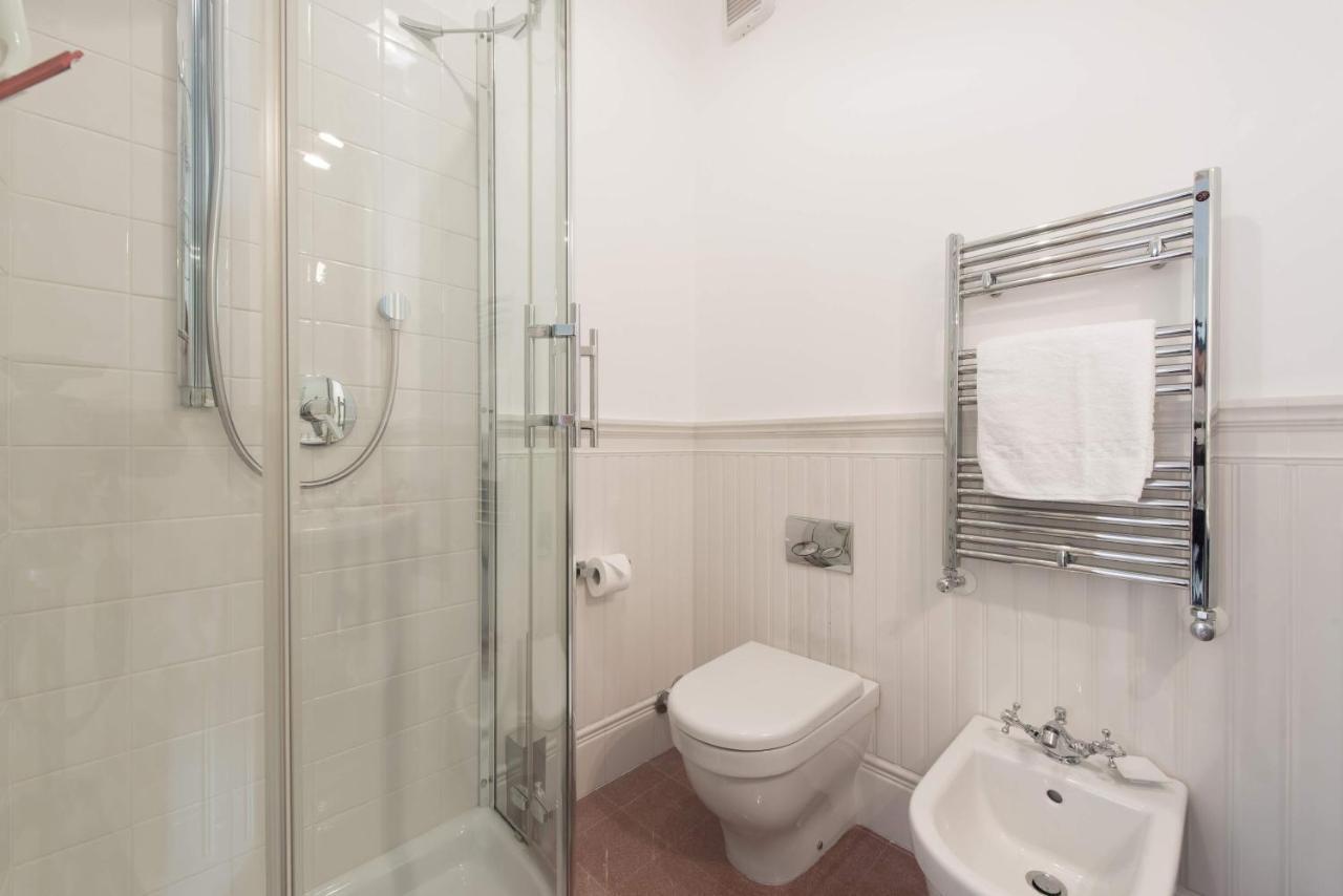 Duomo Sea Side Deluxe Apartment by Ortigiaapartments 2