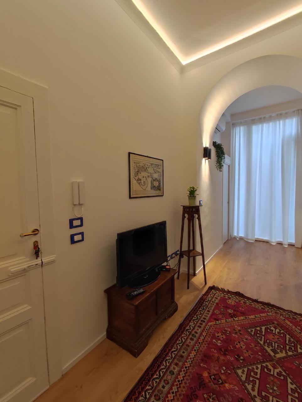 Dania Apartment 1