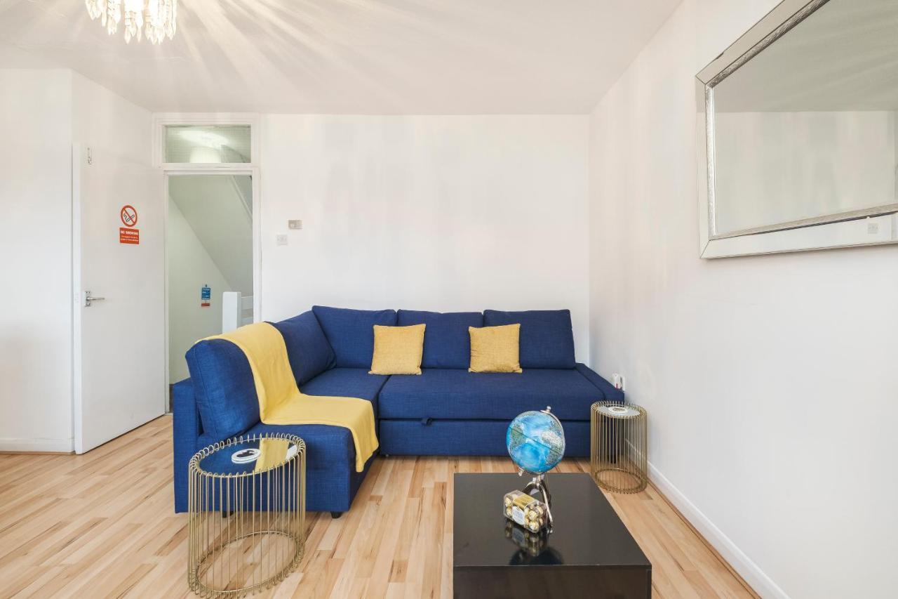 Spacious, 3 Bedroom House with Parking Near Excel