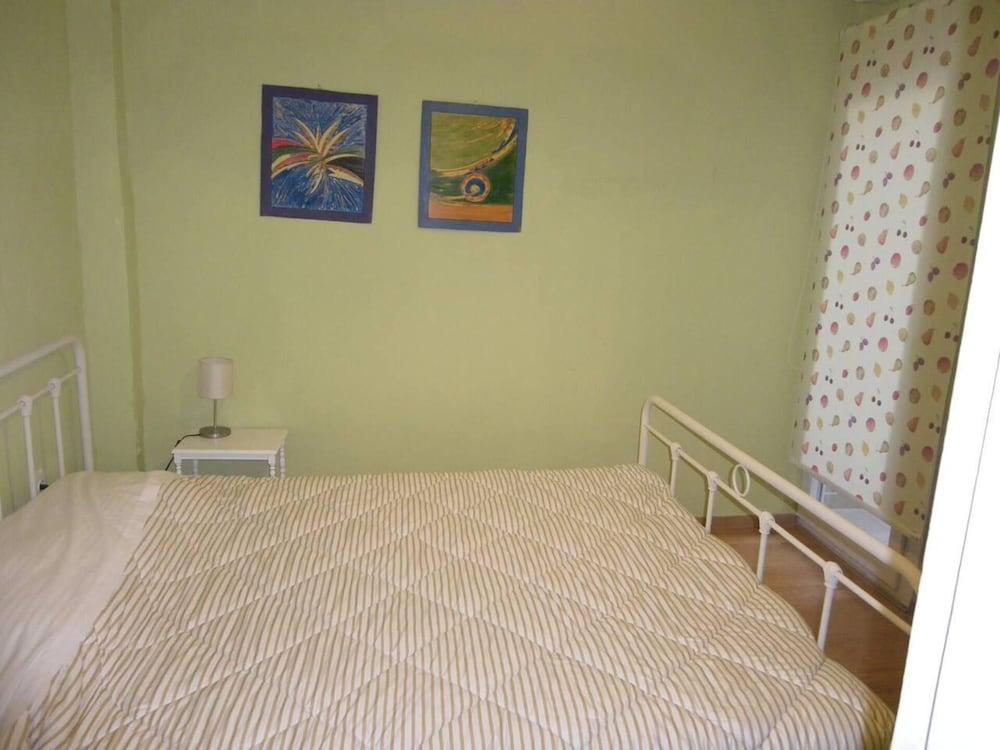 Luxurious Cozy Stay in the Heart of the City 1