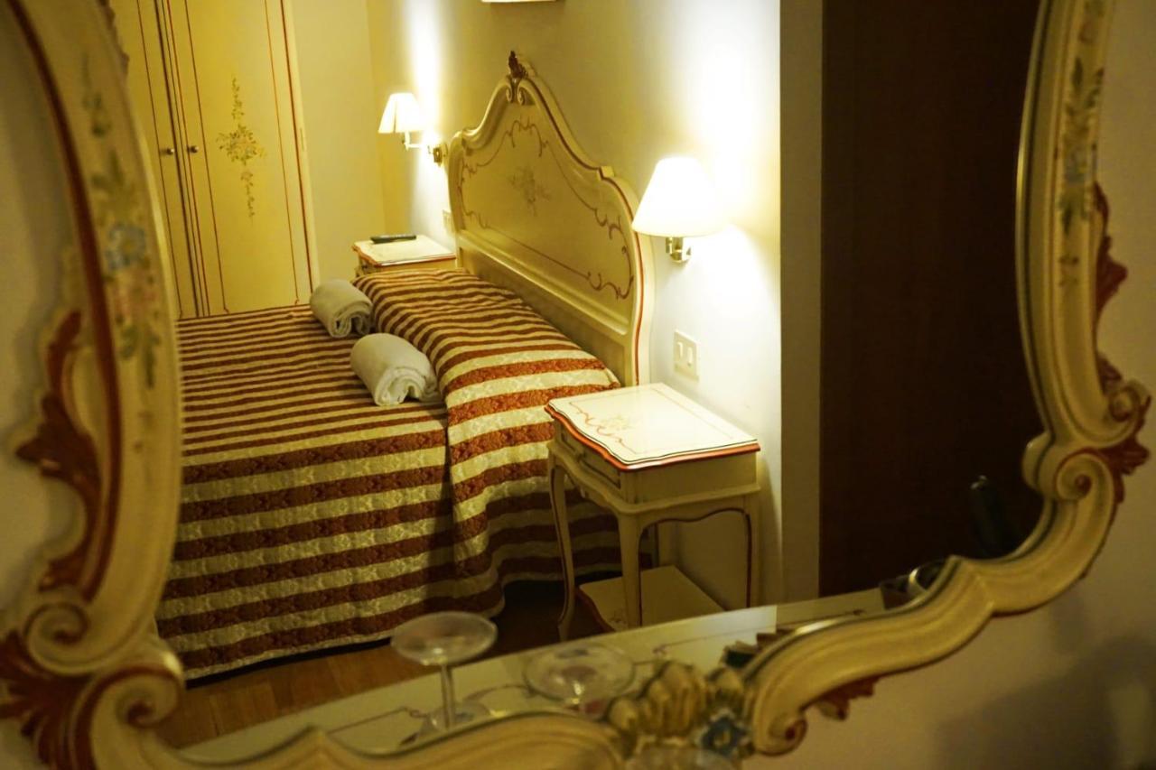 Rialto Experience 1