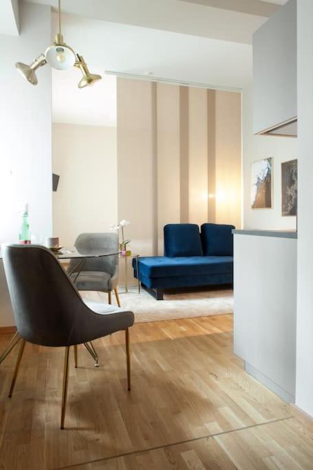 Arbio I Design Studio Near Deutsche Oper Berlin 2