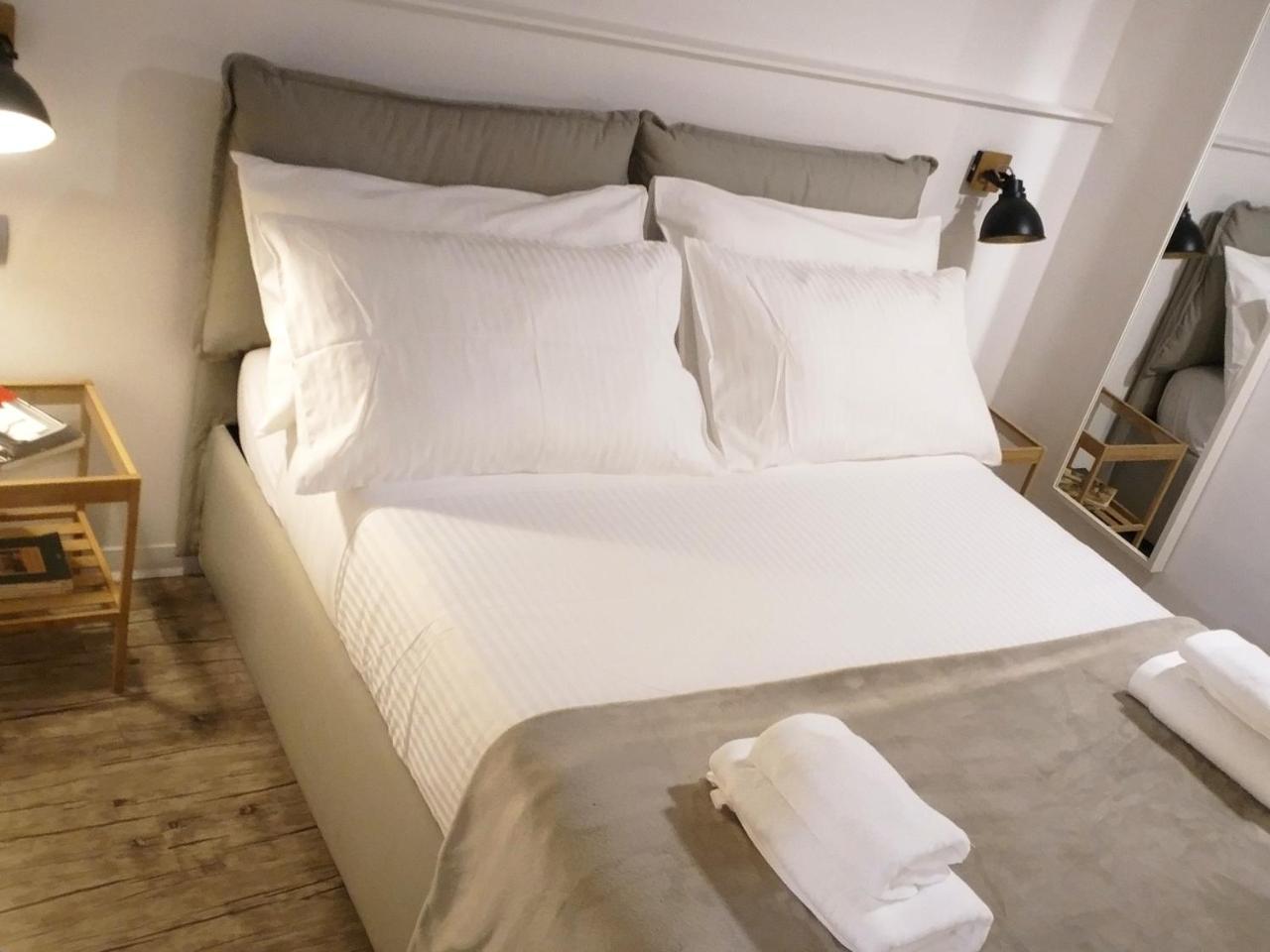 Bed Napoli 1