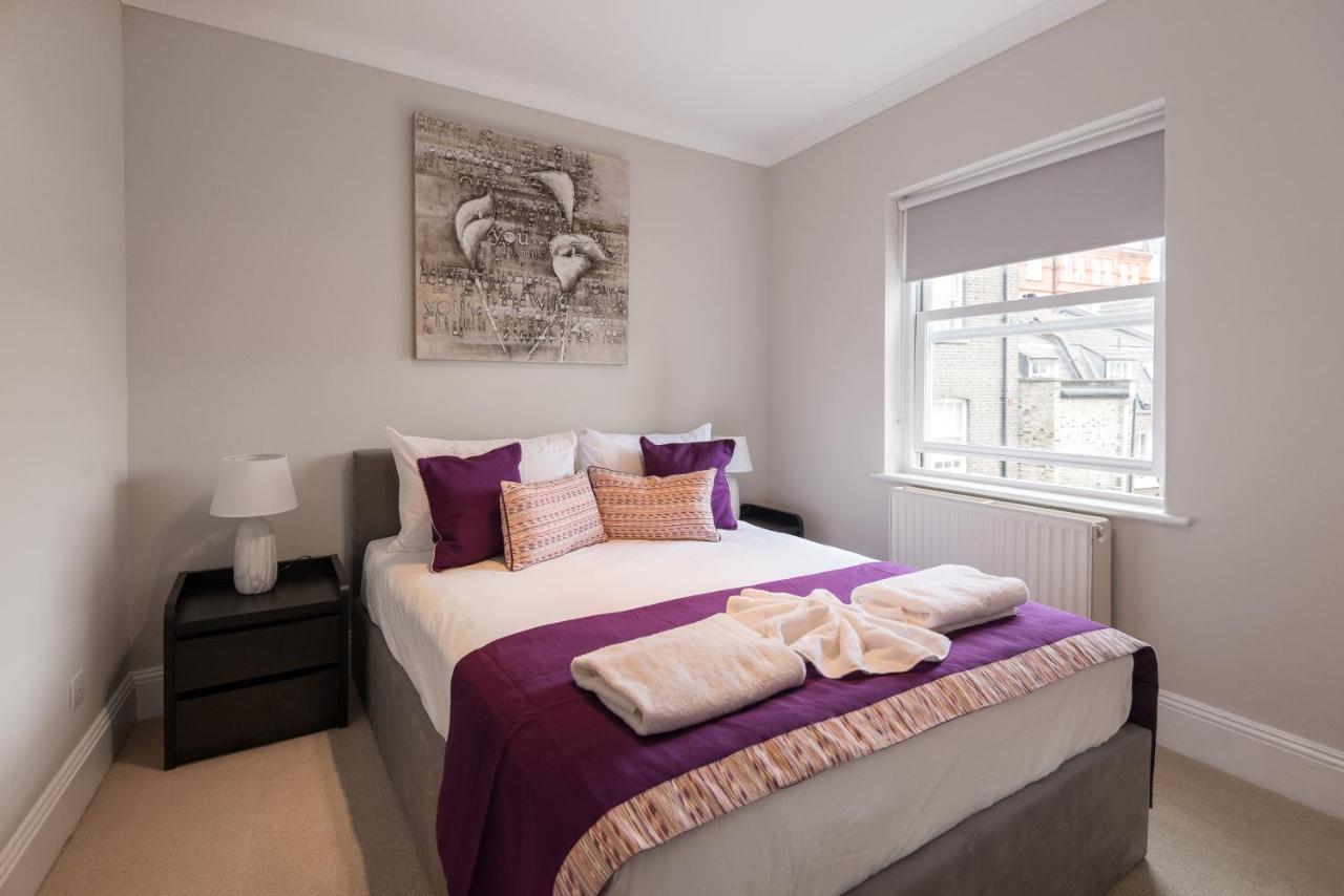 One Bedroom High Street Kensington Apartment
