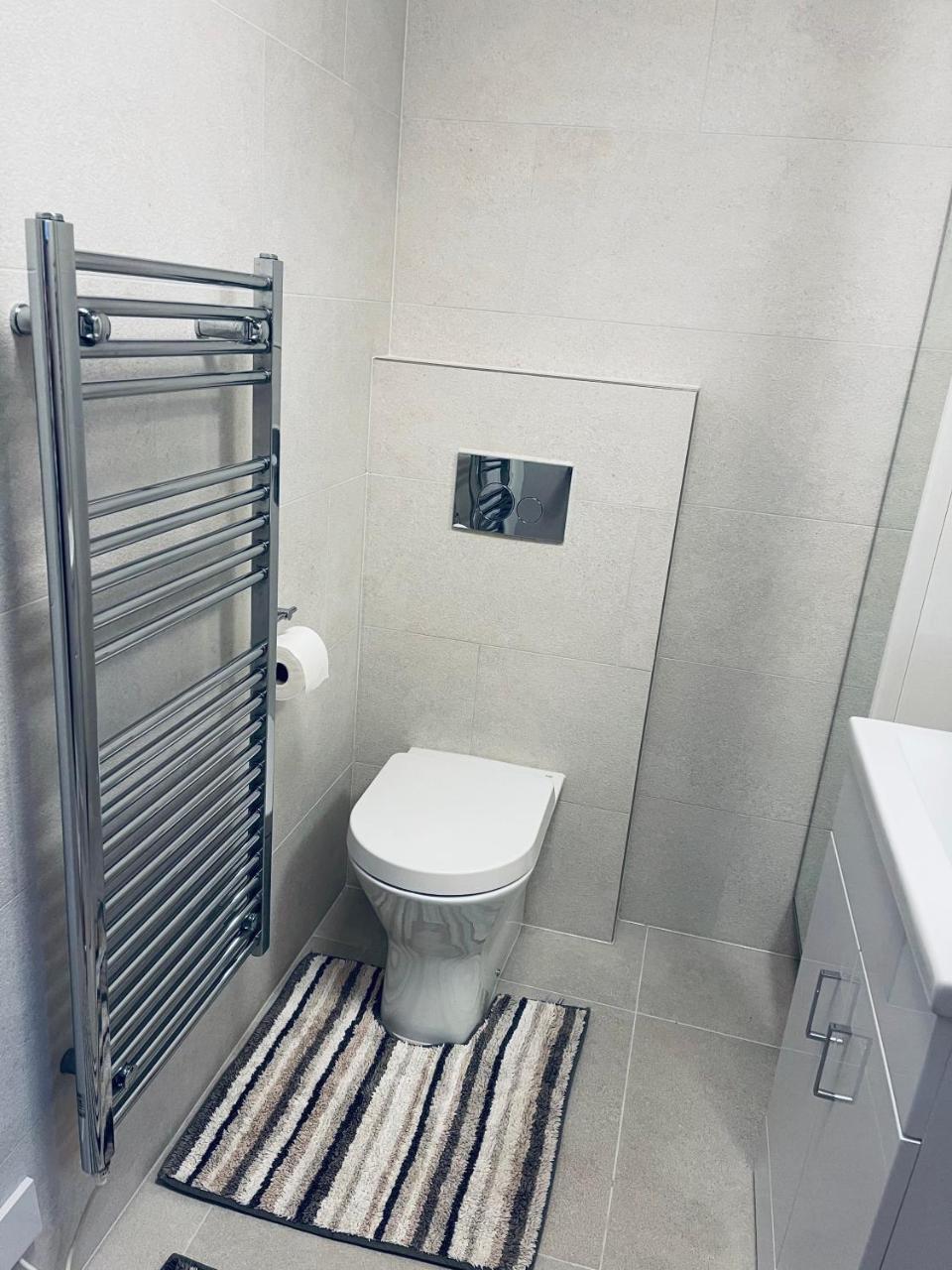 Central London Stylish Newly Decorated Studio Flat 1