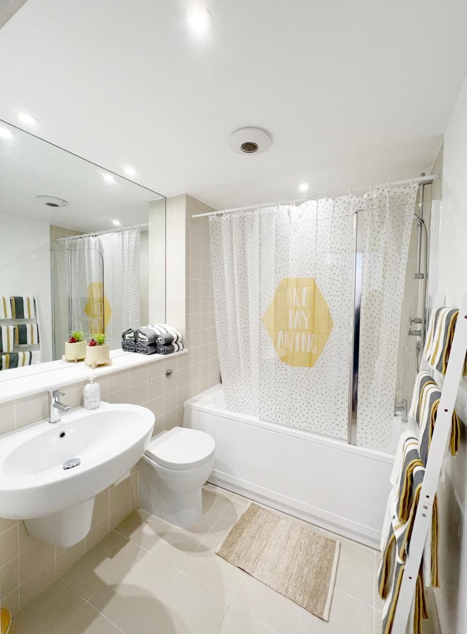 Lovely 1 Bedroom Apartment in South East London 2