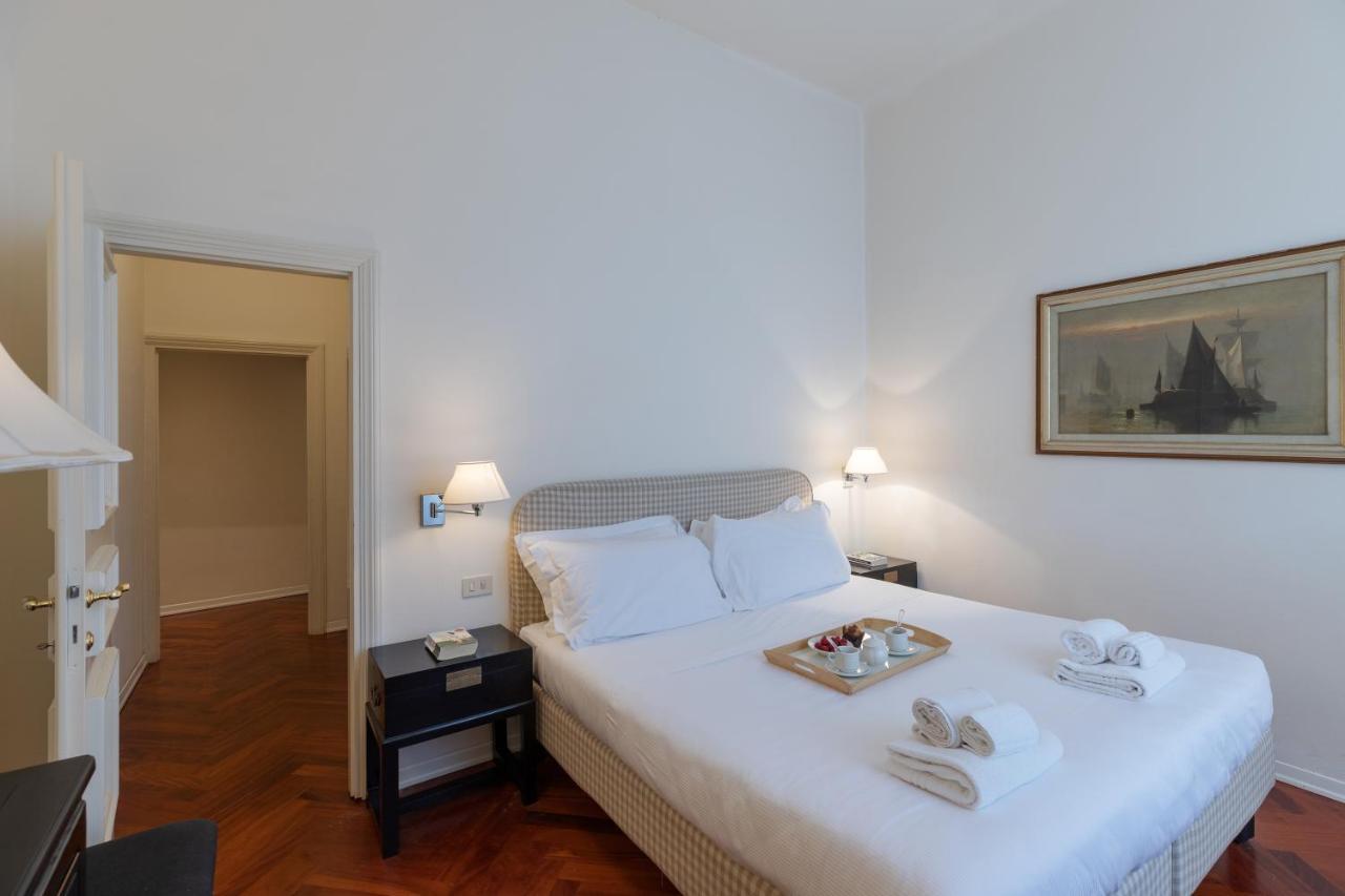 Seta Spacious Apartment Next To the Duomo 1