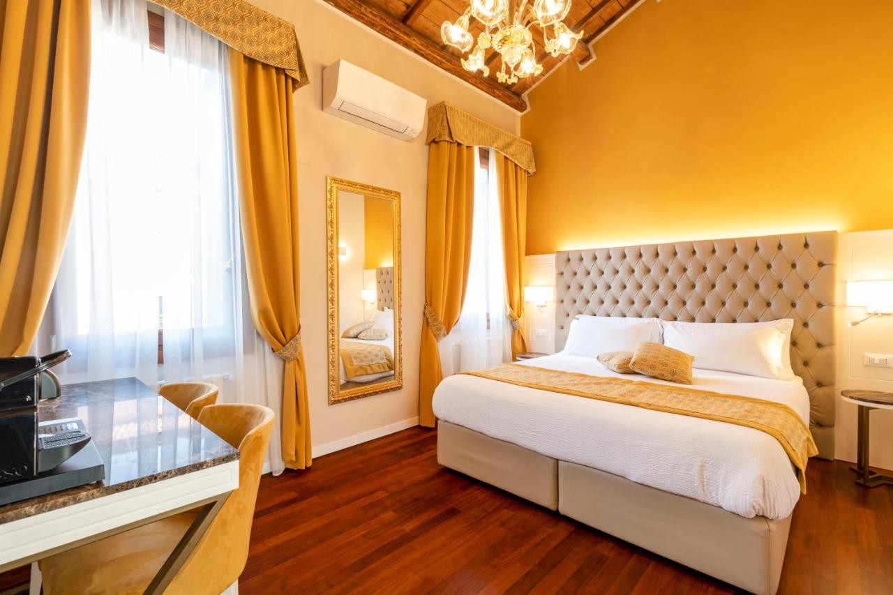 Residenza la Duchessa Deluxe Rooms