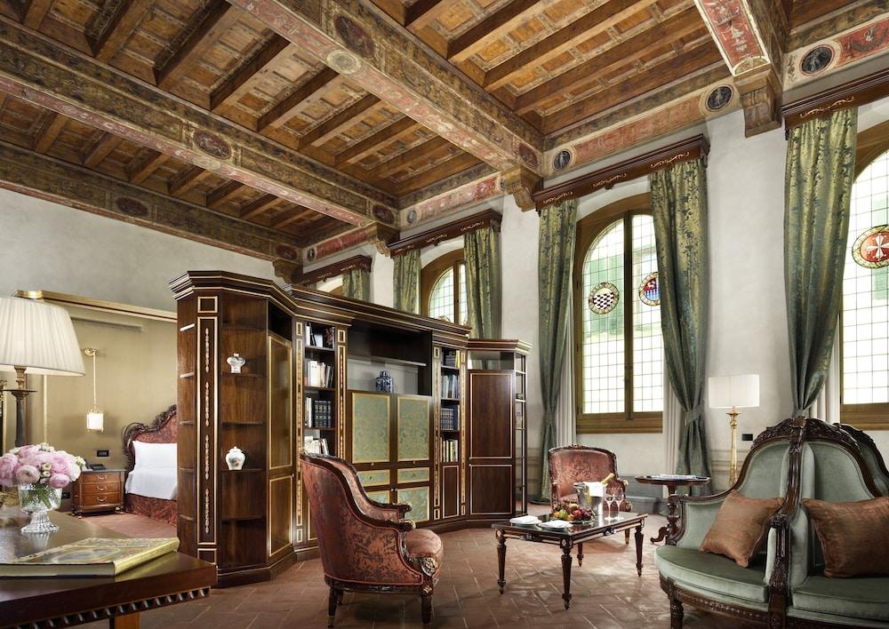 Palazzo Portinari Salviati 1