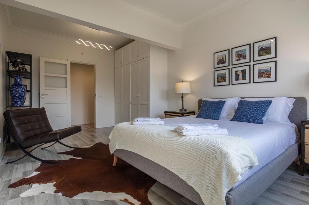 Glamorous Lisbon 2bdr Apartment by Lovelystay 1