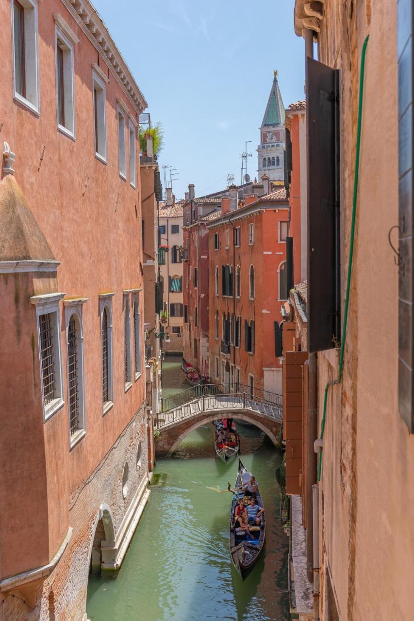 Canal View San Marco Luxury Rooms (Adults Only)