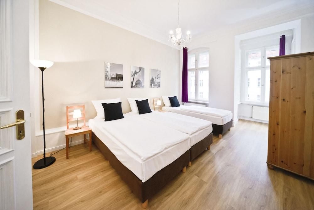 Old Town Apartments Schonhauser Allee 2