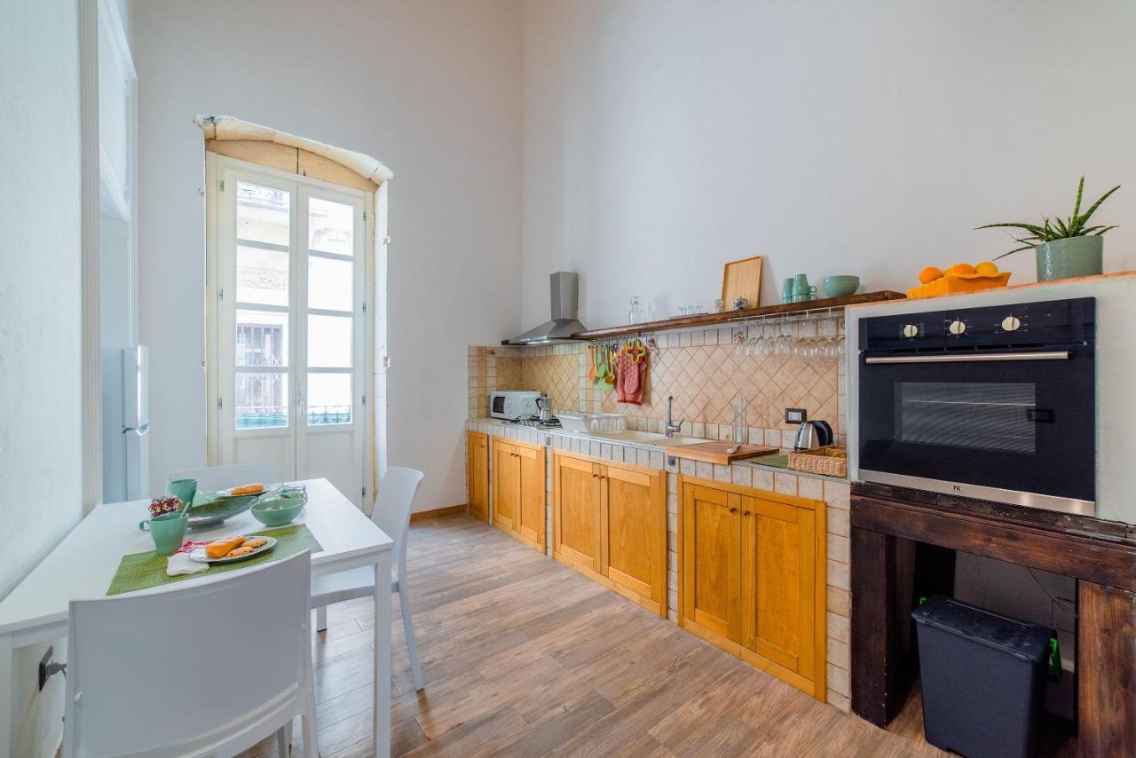 Ortigia And Temple of Apollo Apartments (Adults Only)