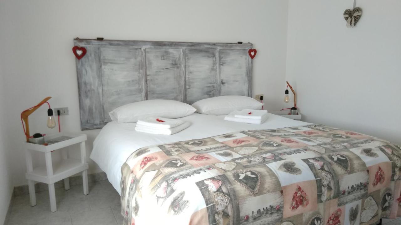 Sweetheart Apartment (Adults Only)