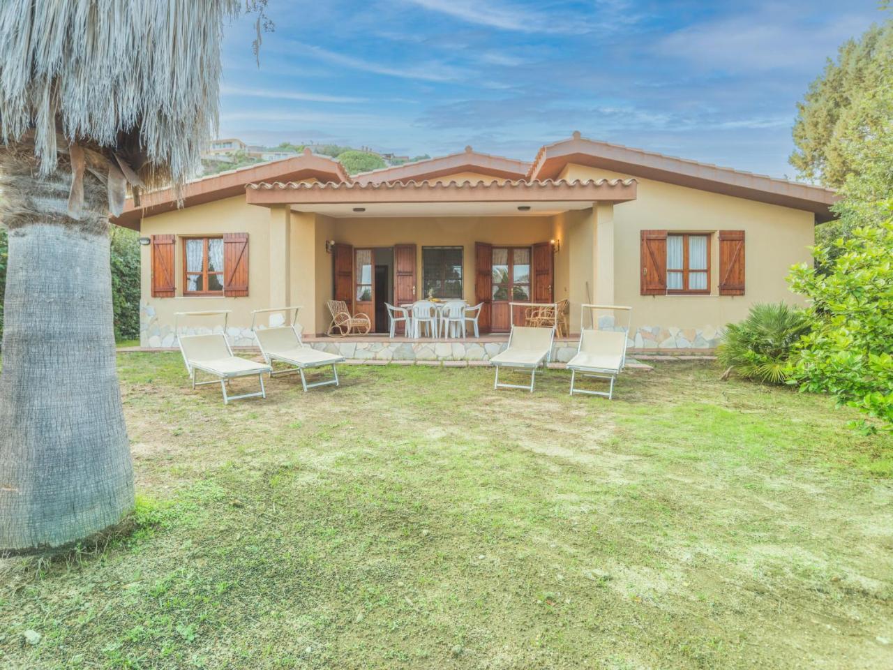 Holiday Home Villa Monte Nai - Rei420 by Interhome