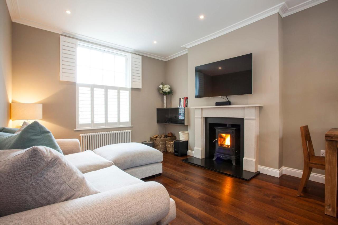 Luxury 2-Bed Marylebone Georgian House with Private Garden & Office (Adults Only) 1