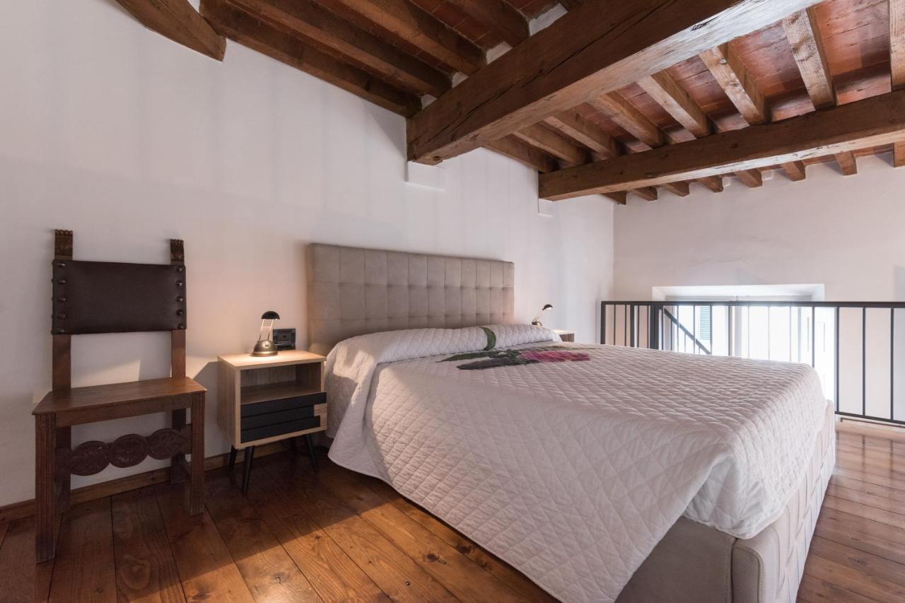 Firenze Rentals Suite Proconsolo 2