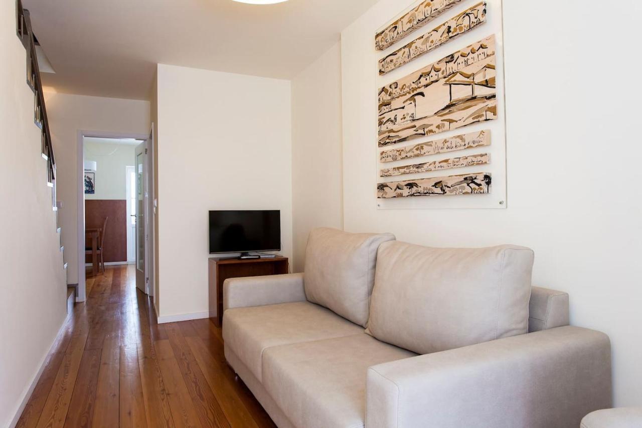 Exquisit Flat Left (Adults Only) 2