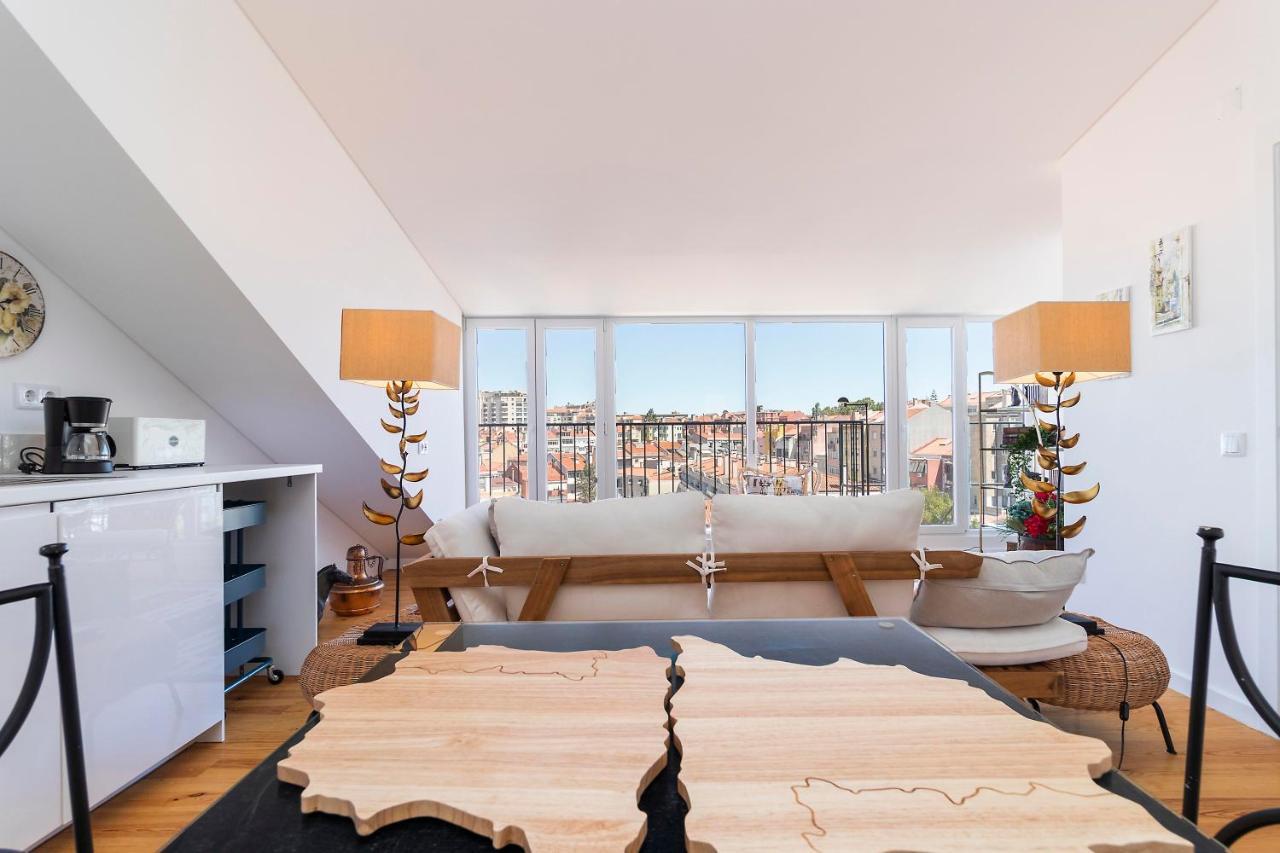 Lusitano Top Floor Apartment (Adults Only)