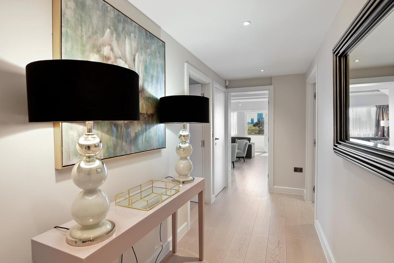 Vauxhall Bridge by Q Apartments 2