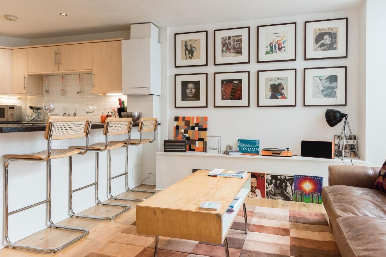 Central Home with Parking Near Waterloo & St Thomas & Big Ben & Parliament 1