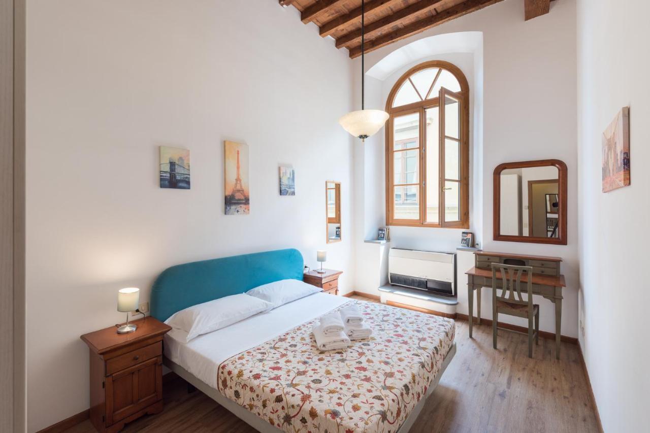 Apartments Close To Duomo (Adults Only) 2