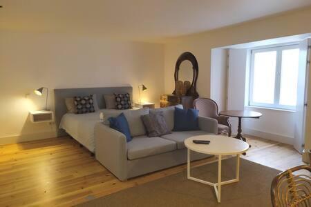 Lisbon Combro 77 Charming Studios by Get Your Stay (Adults Only)
