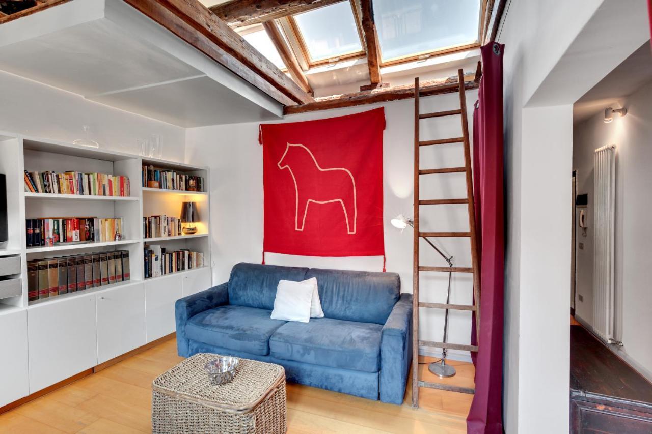Bragora Smoochy Attic in Venice (Adults Only) 1