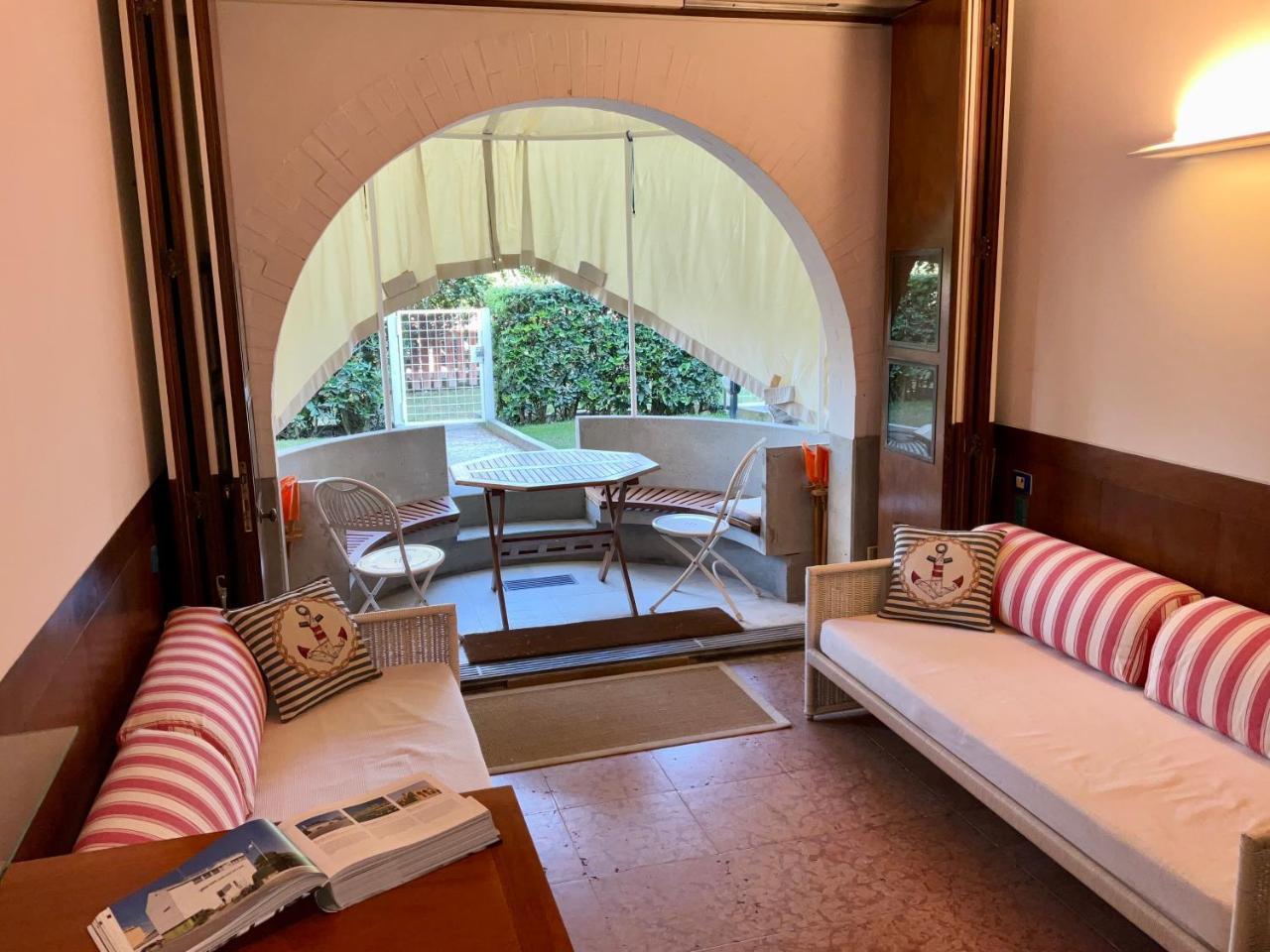 Aquamar - Suite on the Beach 1